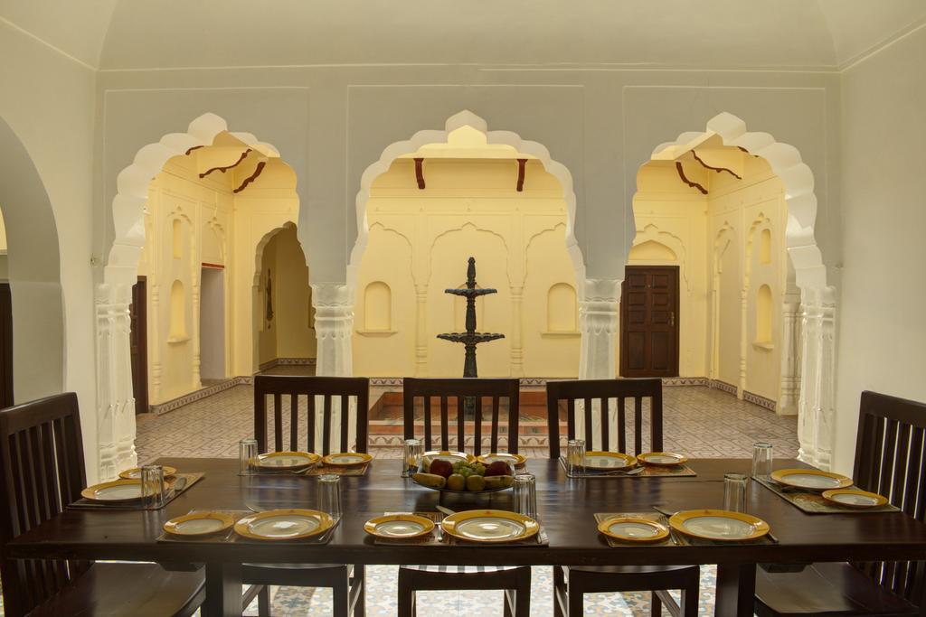 Amritara Surajgarh Fort Esterno foto