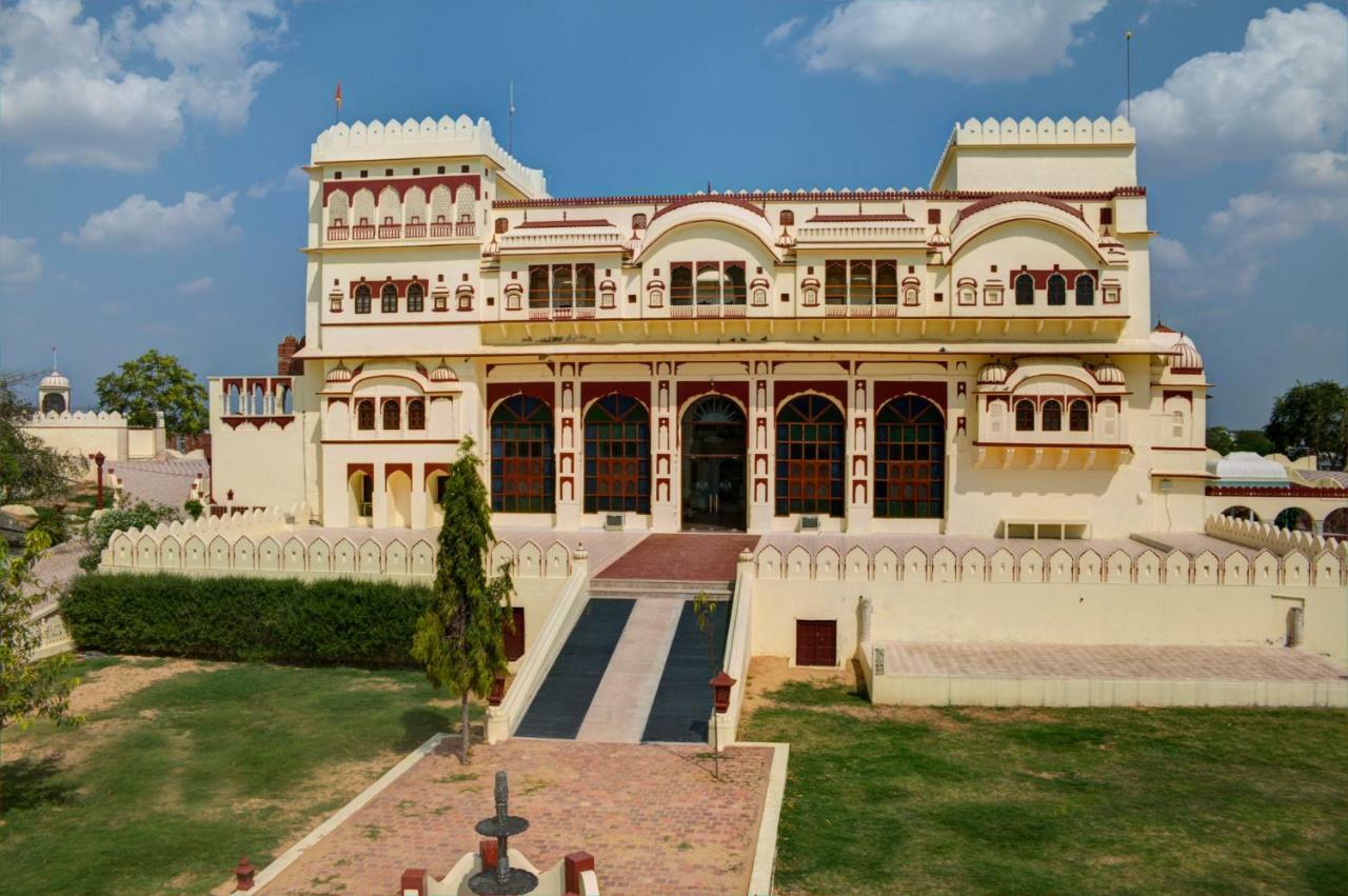 Amritara Surajgarh Fort Esterno foto