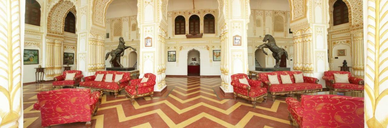 Amritara Surajgarh Fort Esterno foto
